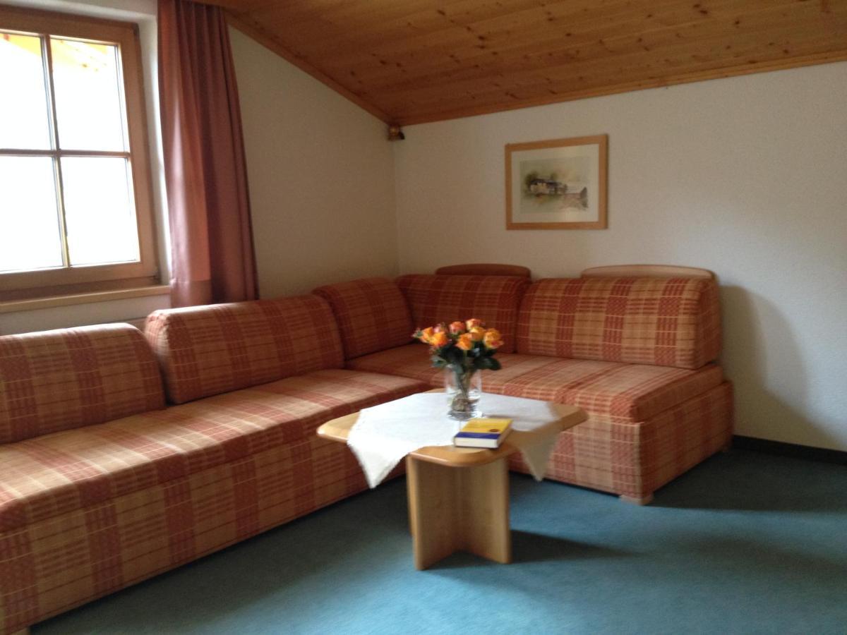 Haus Christaldo Bed & Breakfast Sankt Anton am Arlberg Ngoại thất bức ảnh